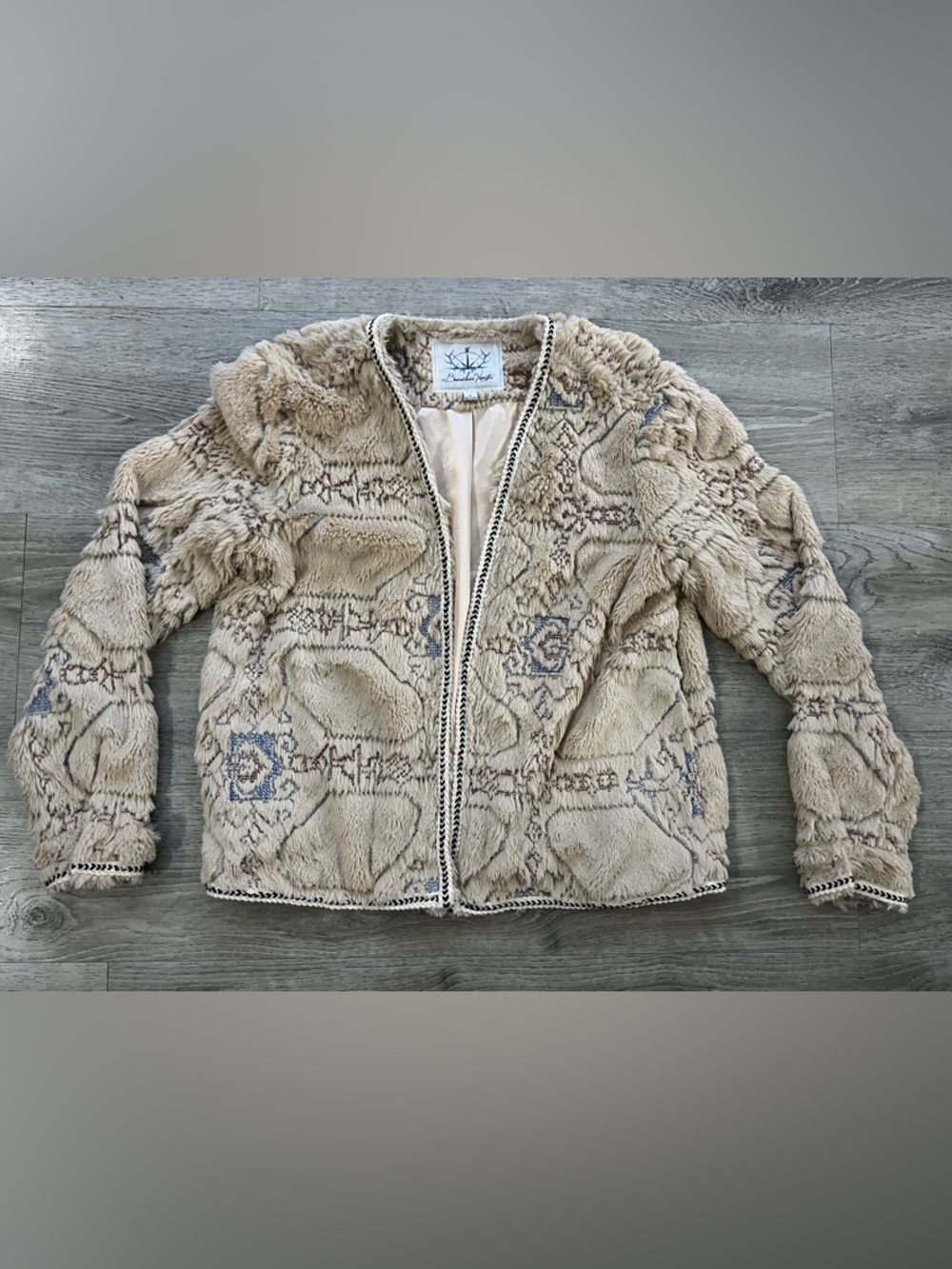 Women’s Faux Fur Jacket - Beige Pattern